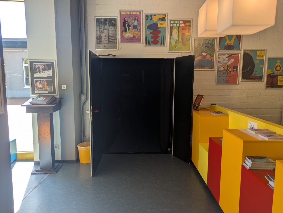 Der Eingang zum Zuschauerraum des Theaters