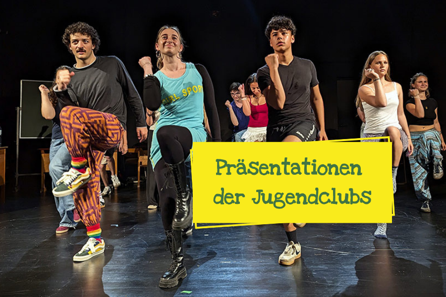 Junge Menschen machen Aerobic